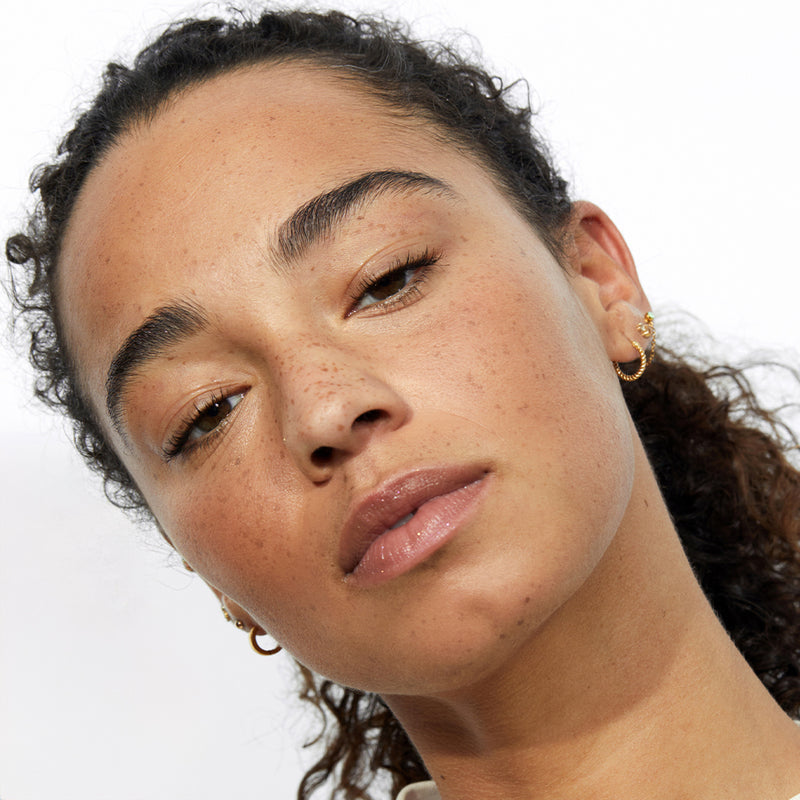 Arnelle showing off her Golden Look after using What The Foundation from Jones Road Beauty